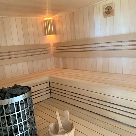 Airbnbtrebon - Modern Třeboň