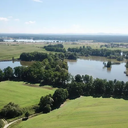 Διαμέρισμα Airbnbtrebon - Modern